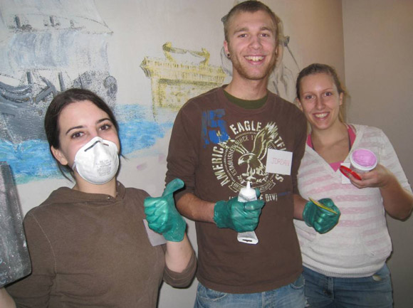 Day of Caring student helpers (from left to right): Nikki Davidson, Jordan Oosentbrink and Kate Budd.