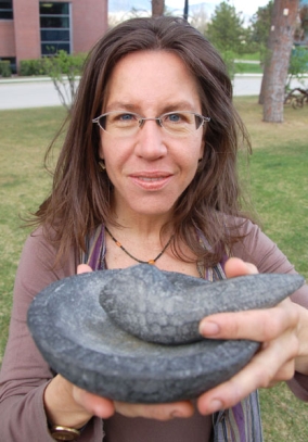 Cultural evolution researcher Liane Gabora is  developing software that could help explain, for  example, how the concept of a using a mortar with  a pestle evolved.