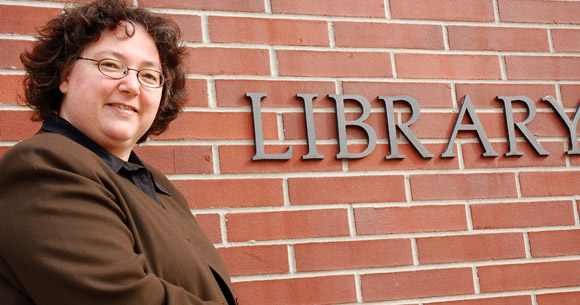 Chief Librarian Melody Burton