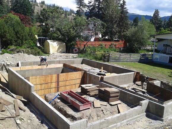 The concrete foundation and walls of this house under construction used recycled concrete aggregate devised by UBC’s School of Engineering.
